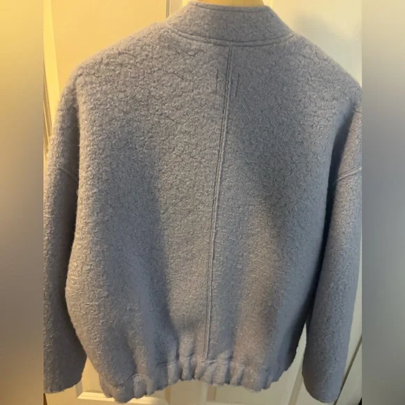 ZARA OVERSIZED BOUCLE BOMBER in size XS-S - Picture 6 of 6
